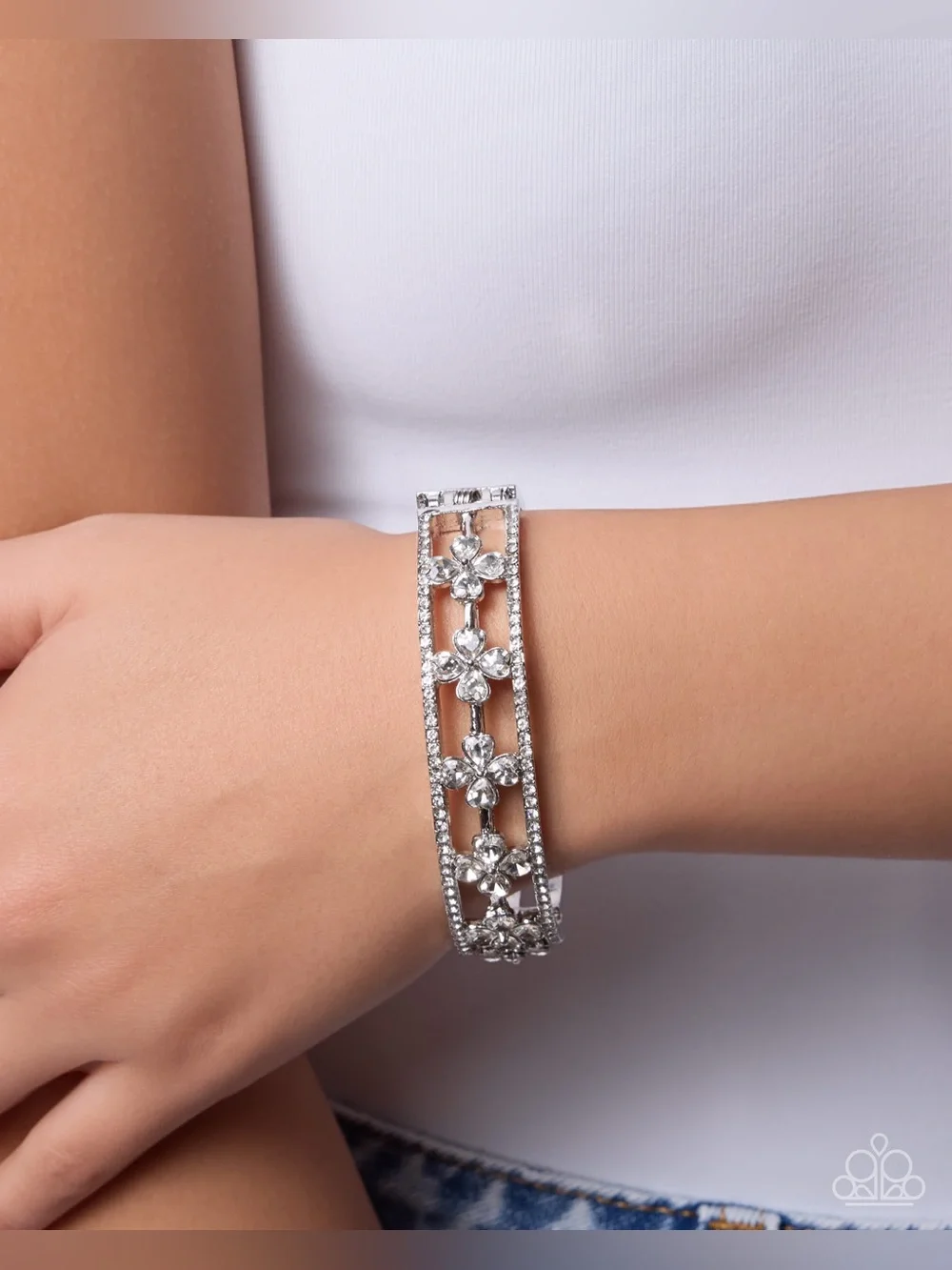 paparazzi Silver Floral Radiance Crystal Bracelet